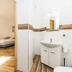 Bed and Breakfast Karat Ii