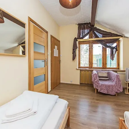 Karat Ii Nocleg ze śniadaniem *