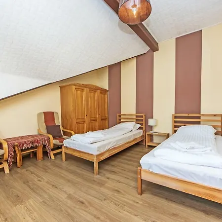 Karat Ii Nocleg ze śniadaniem