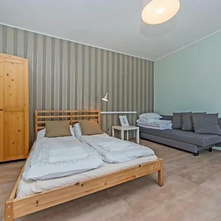 Nocleg ze śniadaniem Karat Ii *