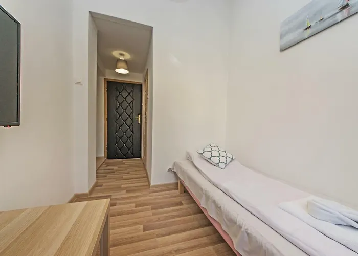 Alojamento de Acomodação e Pequeno-almoço Karat Ii